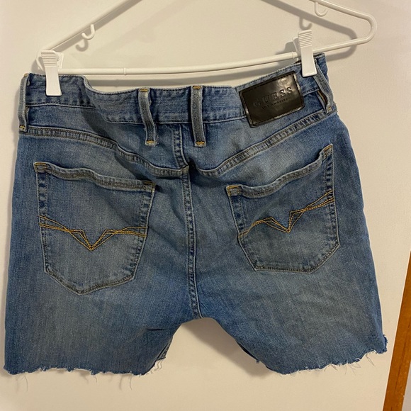 Guess Mens cut off Jean shorts vintage - Picture 2 of 3
